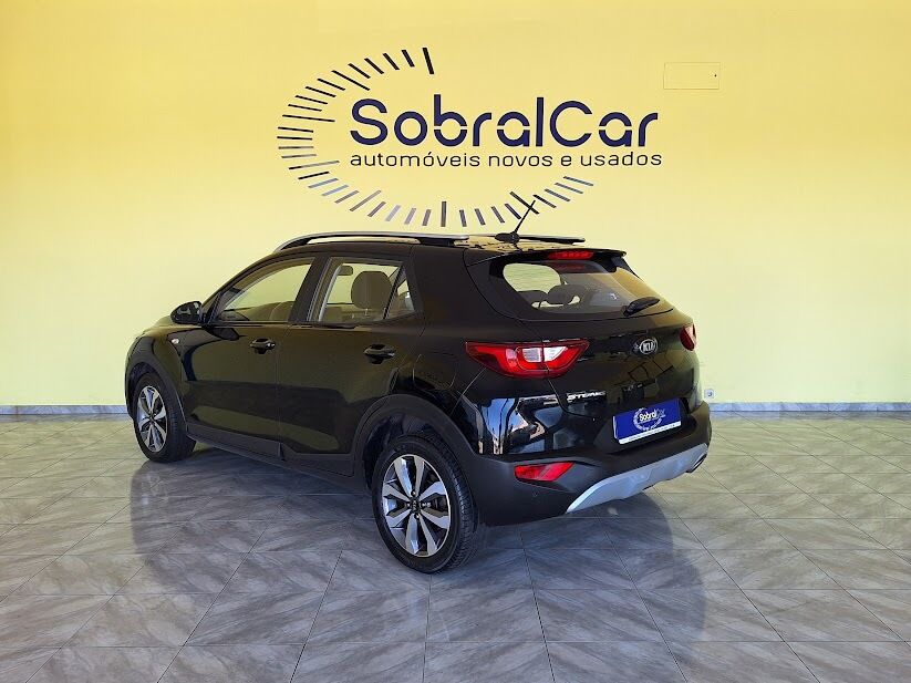 kia-stonic-2022-gasolina-1197cc