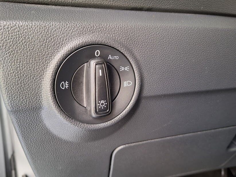 volkswagen-t-roc-2023-gasolina-999cc