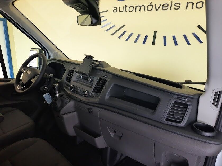 ford-transit-2023-diesel-1995cc