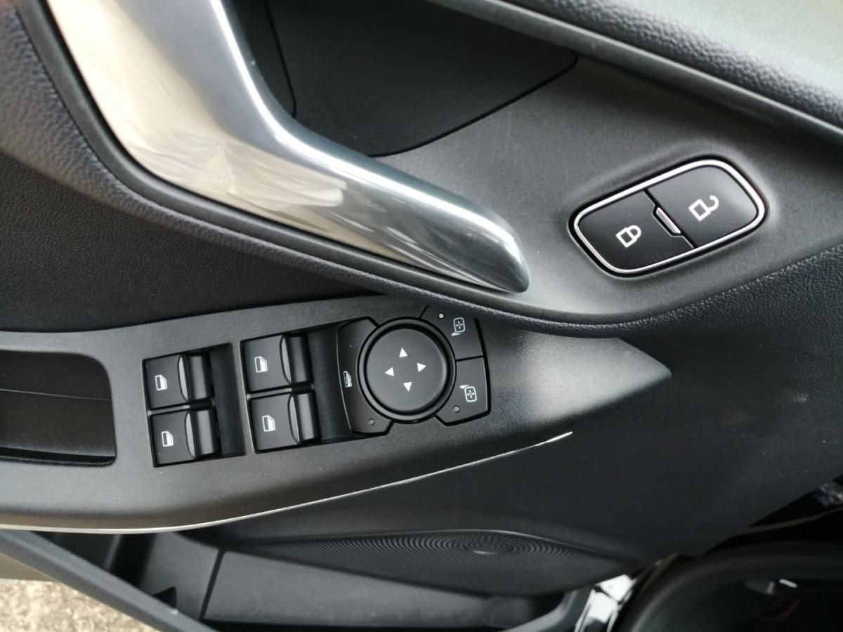 ford-fiesta-2022-gasolina-998cc