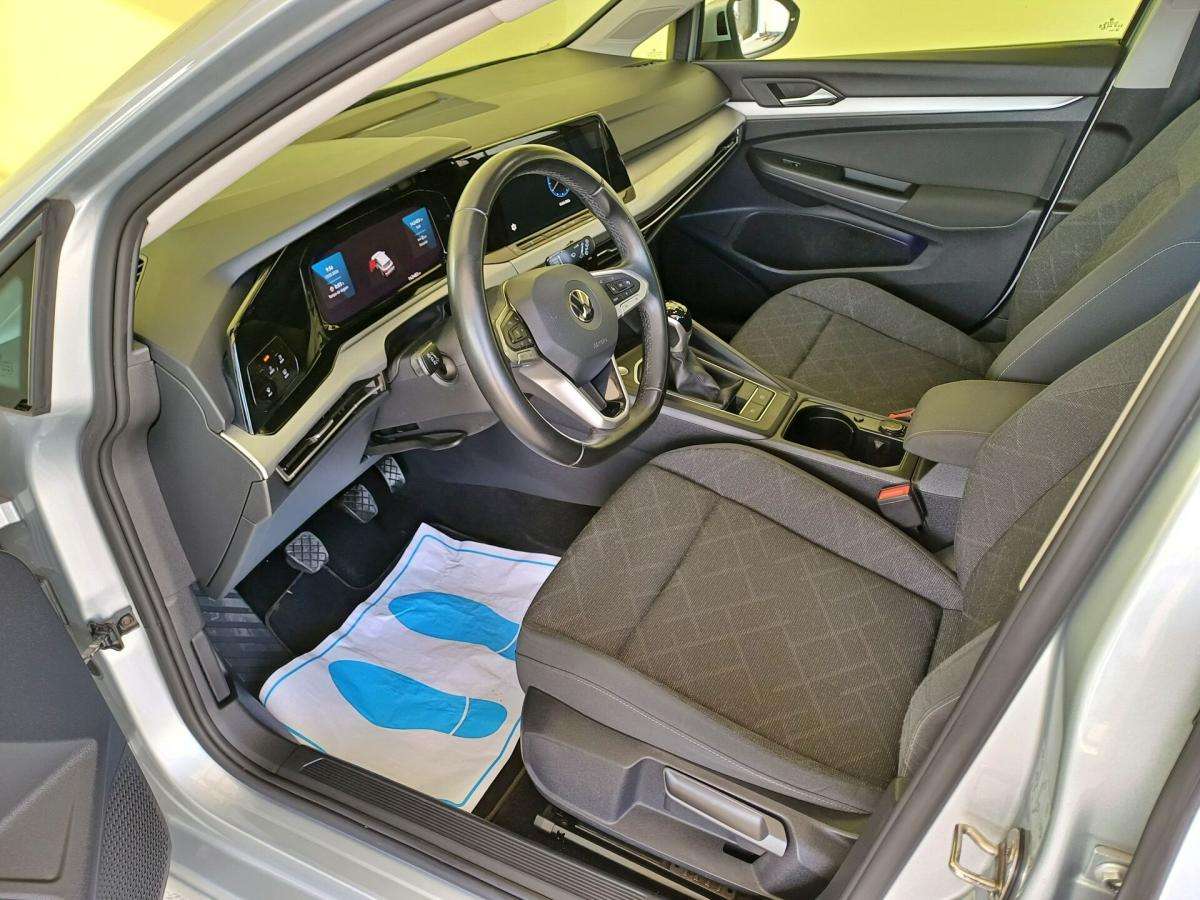 volkswagen-golf-variant-2021-diesel-1968cc