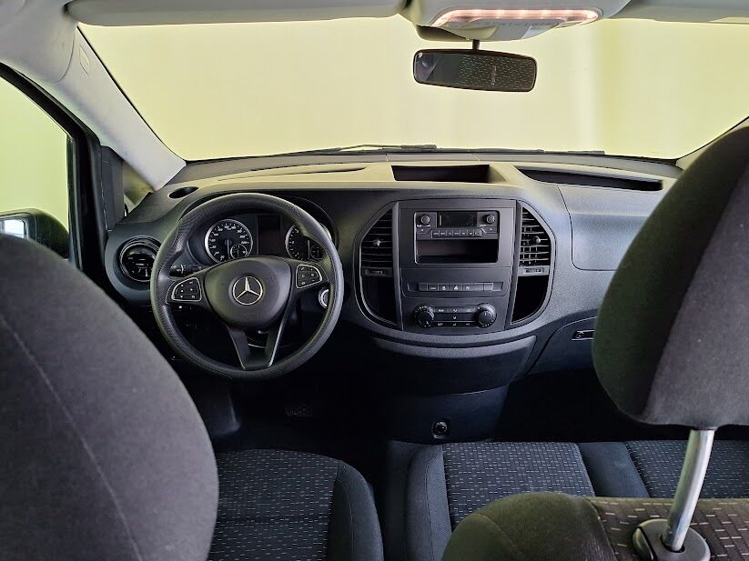 mercedes-benz-vito-tourer-2022-diesel-1950cc