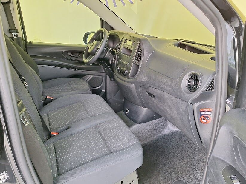mercedes-benz-vito-tourer-2022-diesel-1950cc