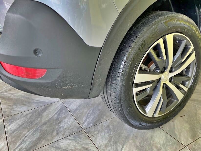 peugeot-5008-2023-gasolina-1199cc
