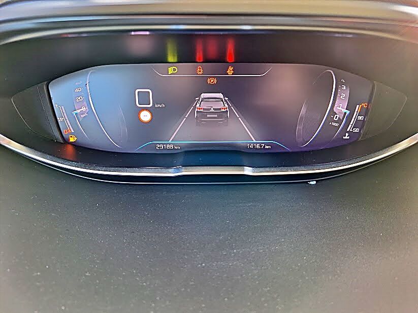 peugeot-5008-2023-gasolina-1199cc