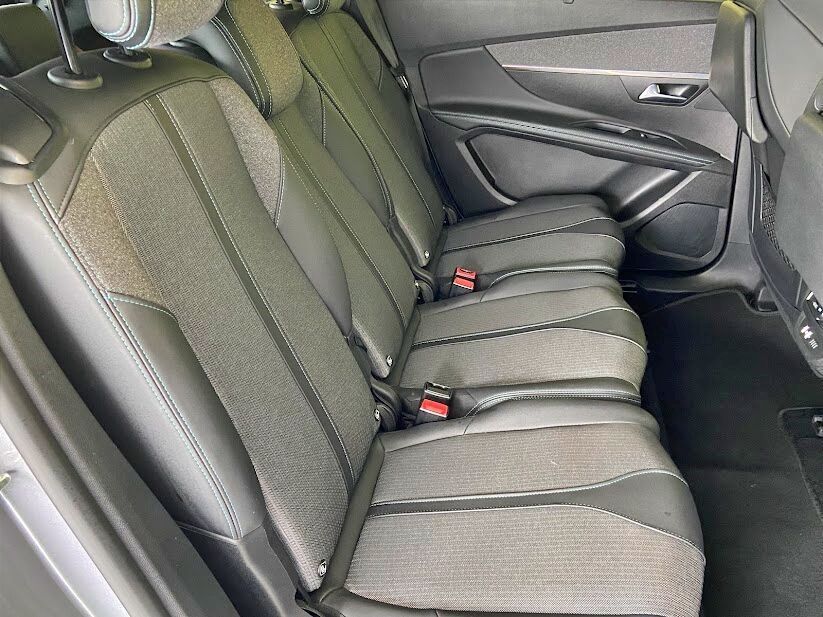 peugeot-5008-2023-gasolina-1199cc