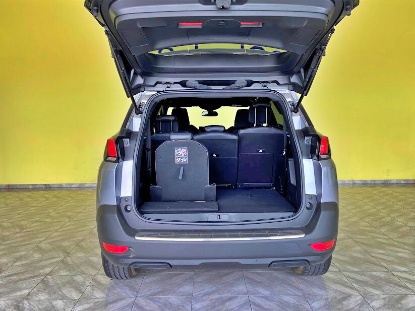 peugeot-5008-2023-gasolina-1199cc