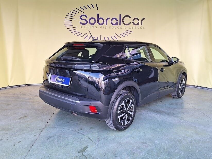 peugeot-2008-2023-gasolina-1199cc