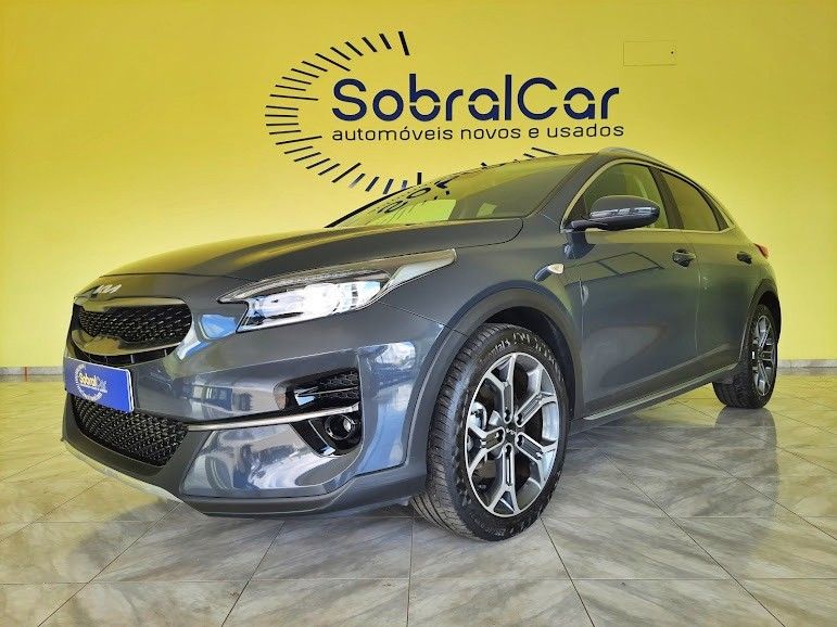 kia-xceed-2022-gasolina-998cc