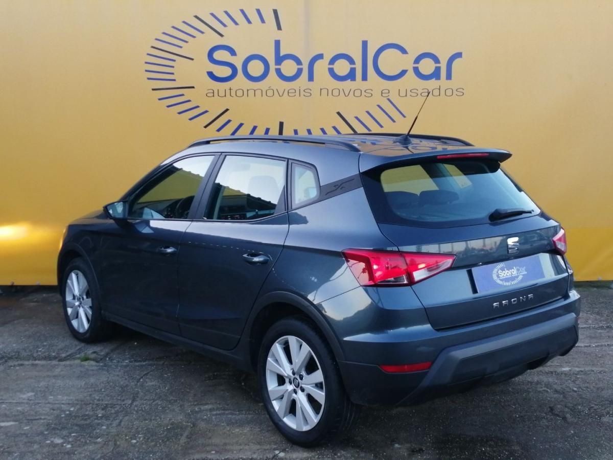 seat-arona-2023-gasolina-999cc