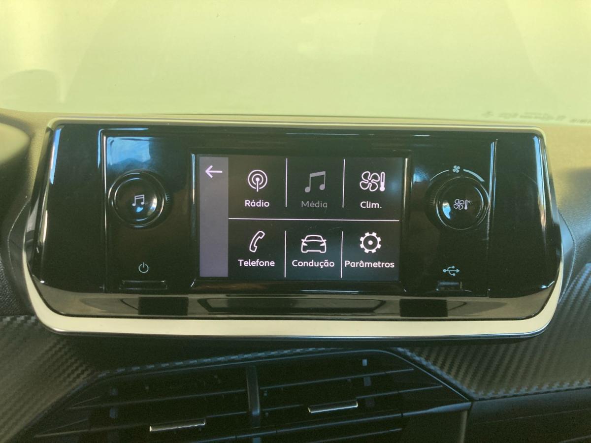 peugeot-208-2020-gasolina-1199cc