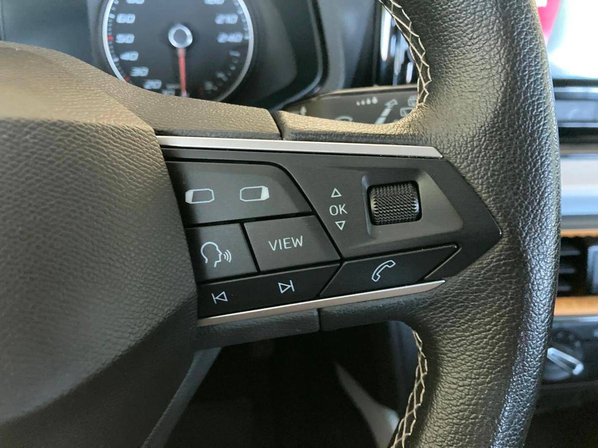 seat-arona-2022-gasolina-999cc