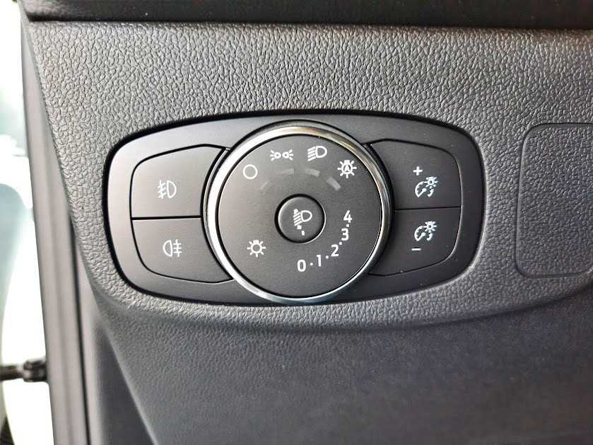 ford-focus-sw-2023-gasolina-998cc