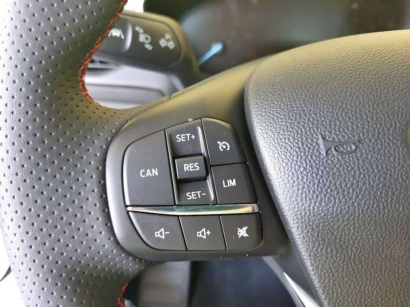ford-focus-sw-2023-gasolina-998cc