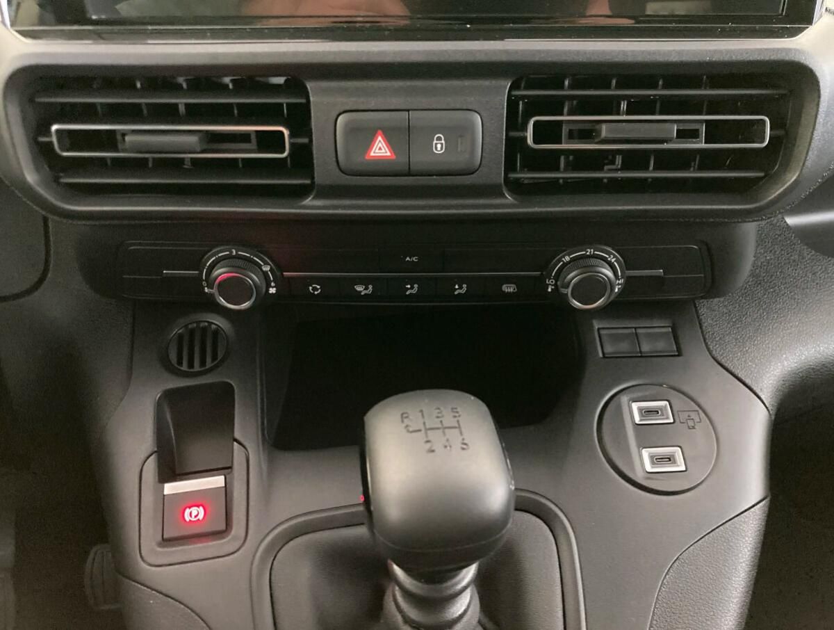 peugeot-partner-2024-diesel-1499cc