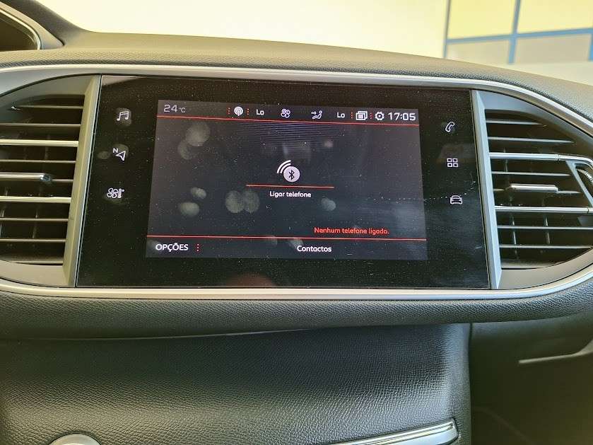 peugeot-308-sw-2021-diesel-1499cc