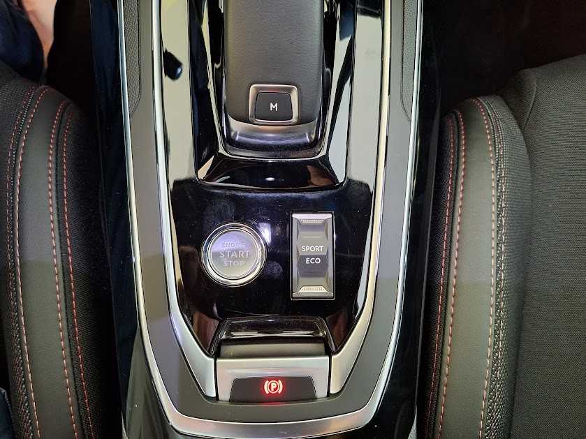peugeot-308-sw-2021-diesel-1499cc