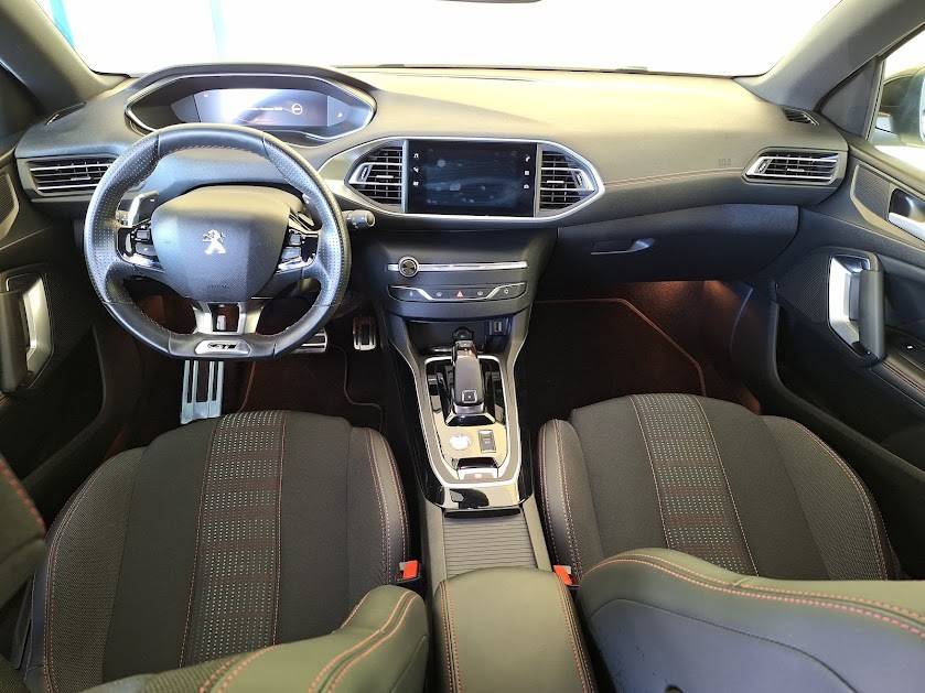 peugeot-308-sw-2021-diesel-1499cc