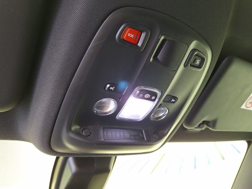 peugeot-308-sw-2021-diesel-1499cc