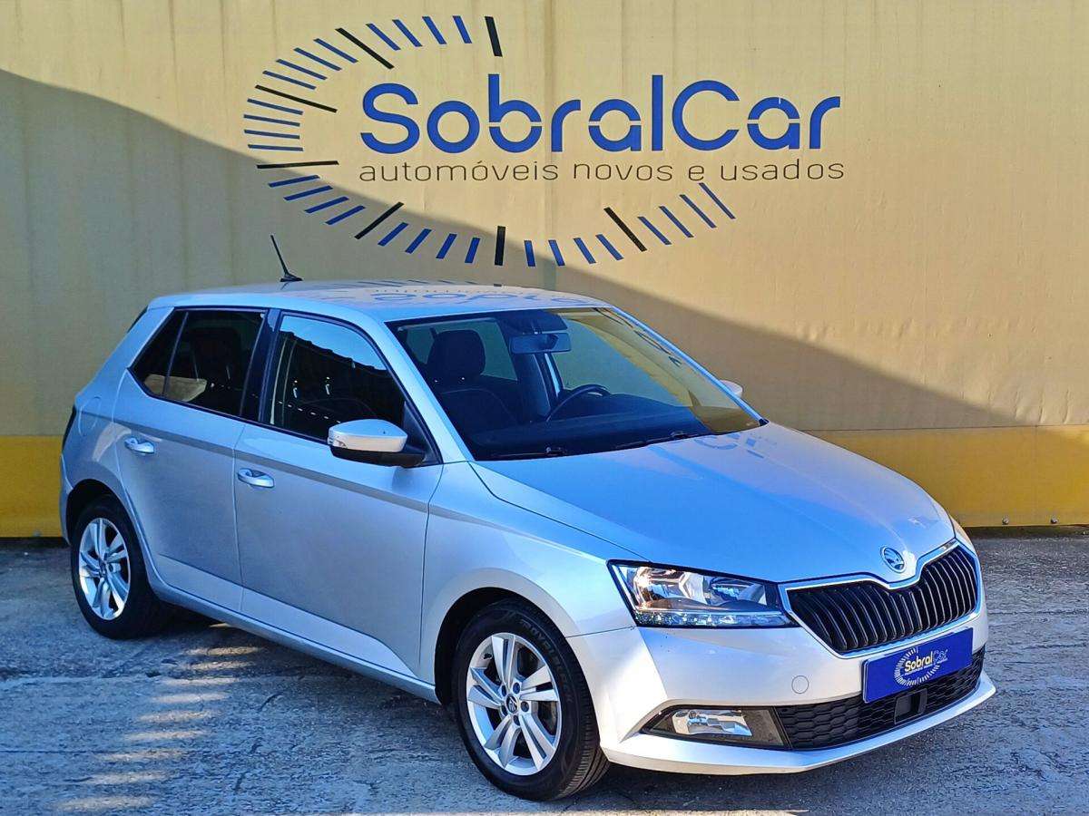 skoda-fabia-2021-gasolina-999cc
