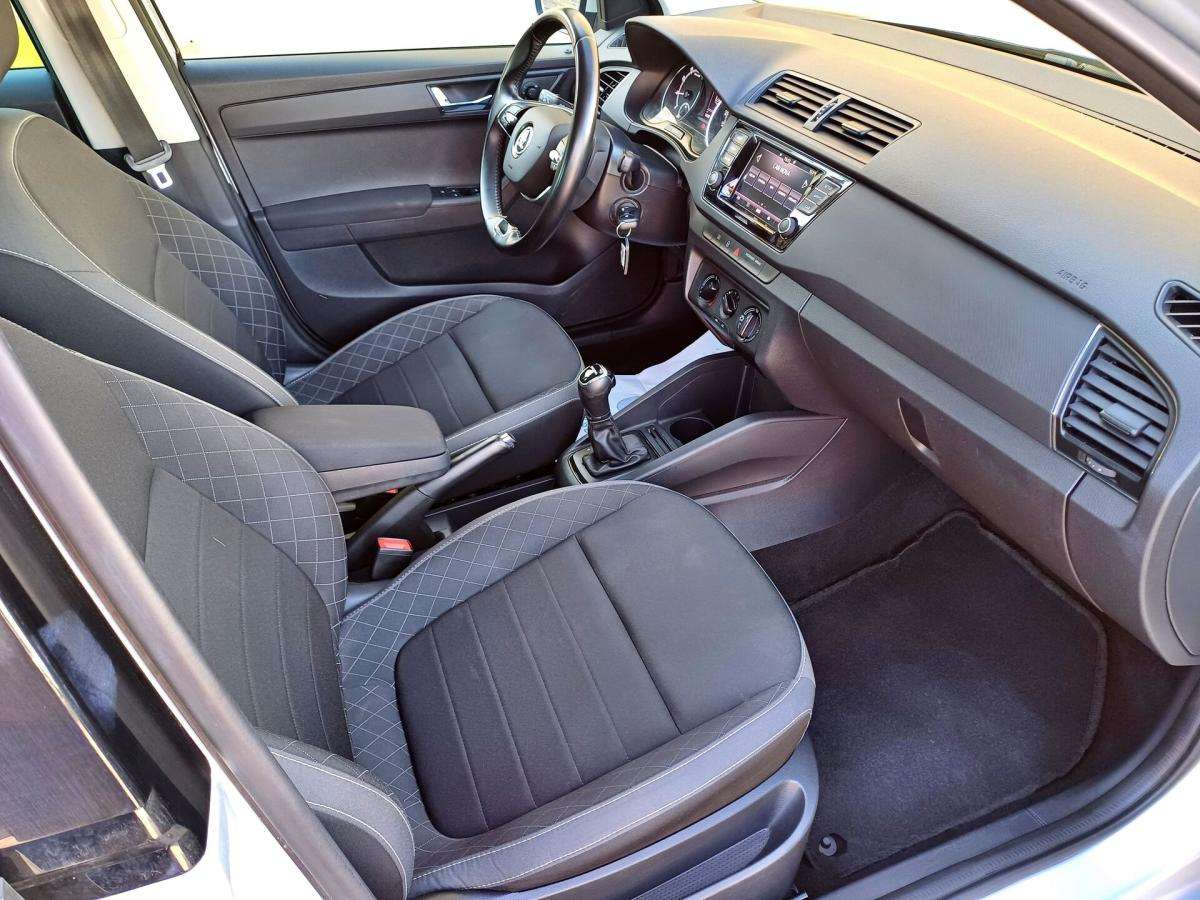 skoda-fabia-2021-gasolina-999cc
