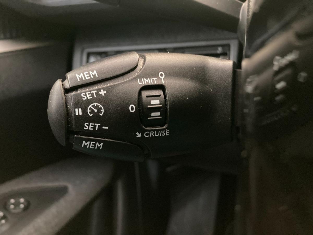 peugeot-3008-2019-diesel-1499cc