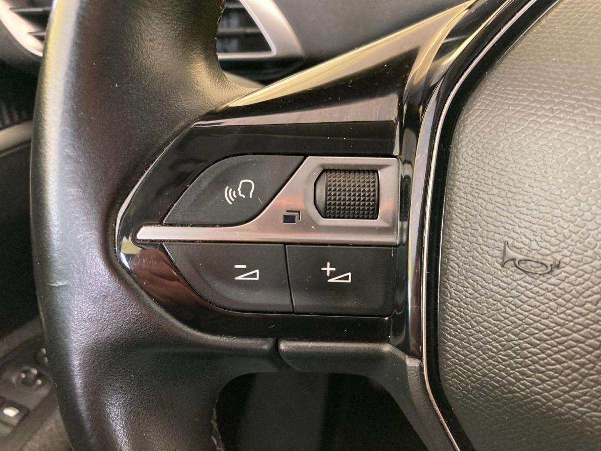 peugeot-3008-2019-diesel-1499cc