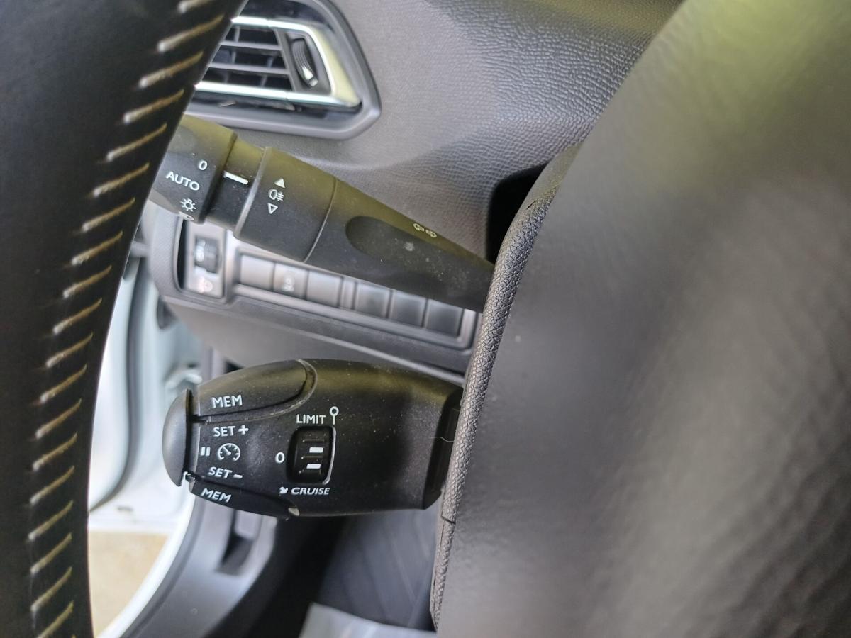 peugeot-308-2019-diesel-1499cc