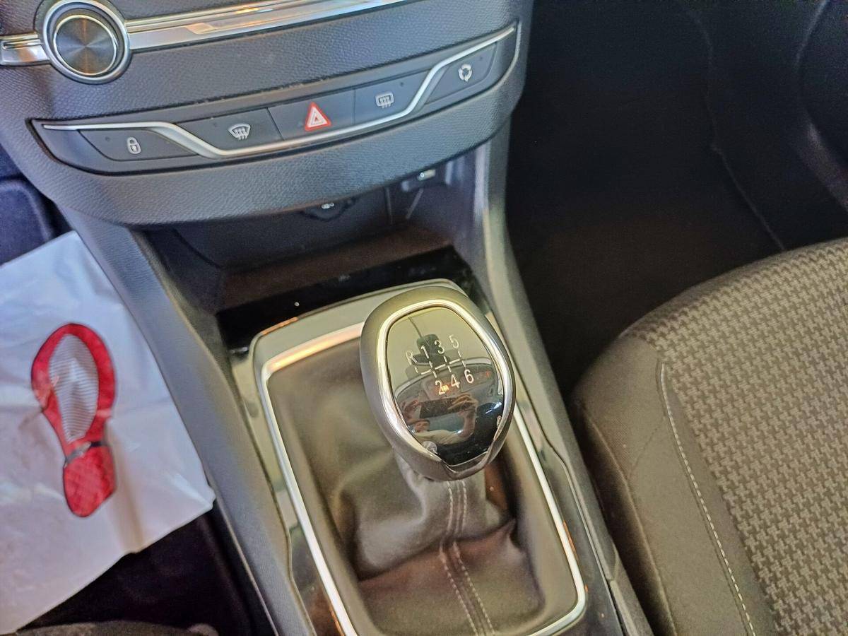 peugeot-308-2019-diesel-1499cc