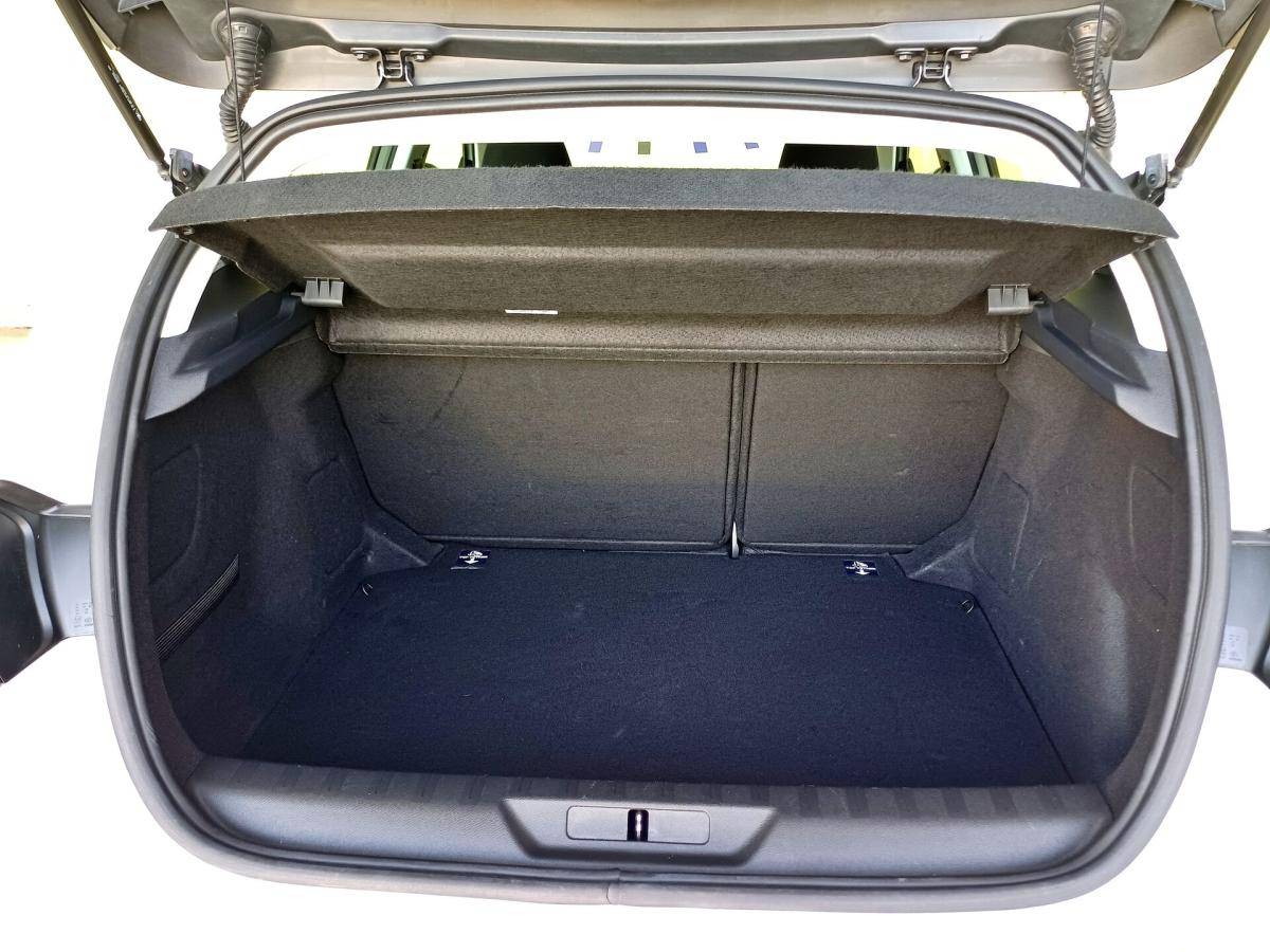 peugeot-308-2019-diesel-1499cc