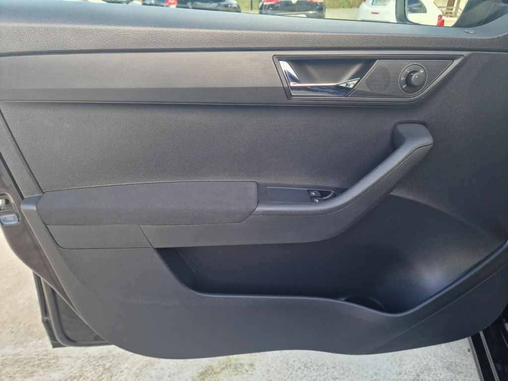 skoda-fabia-2017-gasolina-1197cc