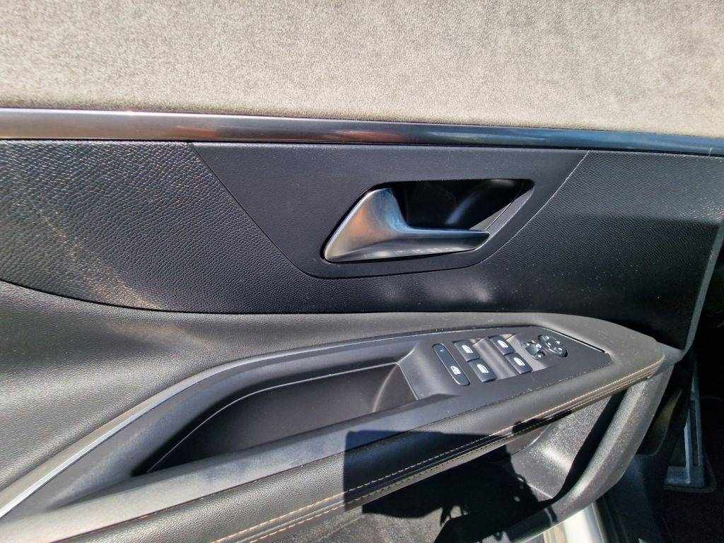 peugeot-3008-2020-hibrido-a-gasolina-1598cc