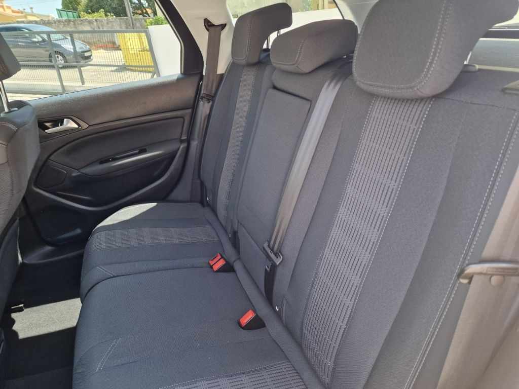 peugeot-308-sw-2021-diesel-1499cc