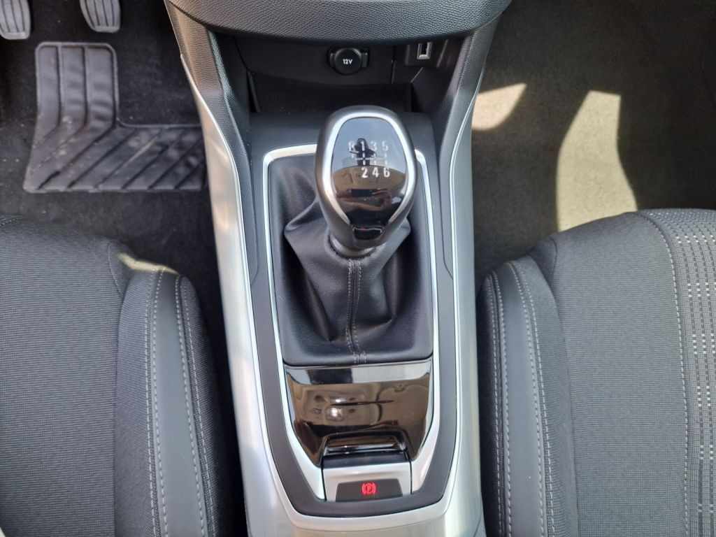 peugeot-308-sw-2021-diesel-1499cc