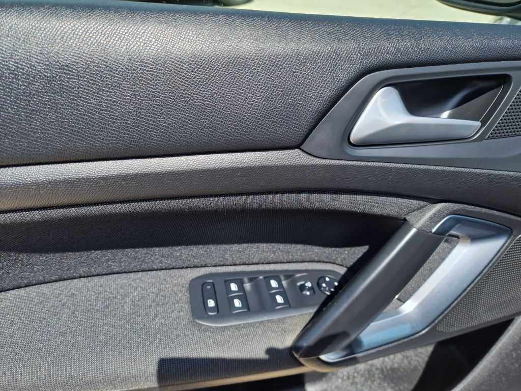 peugeot-308-sw-2021-diesel-1499cc