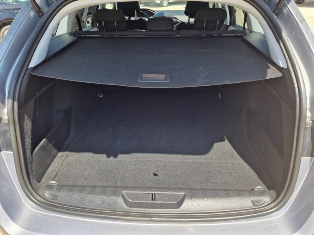 peugeot-308-sw-2021-diesel-1499cc