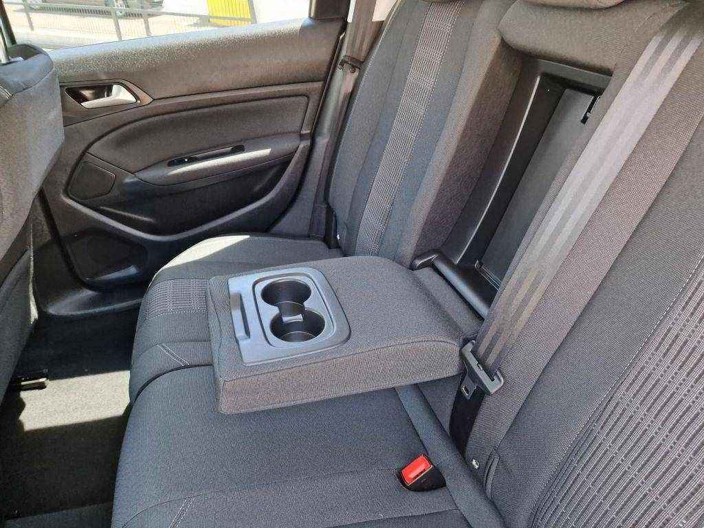 peugeot-308-sw-2021-diesel-1499cc