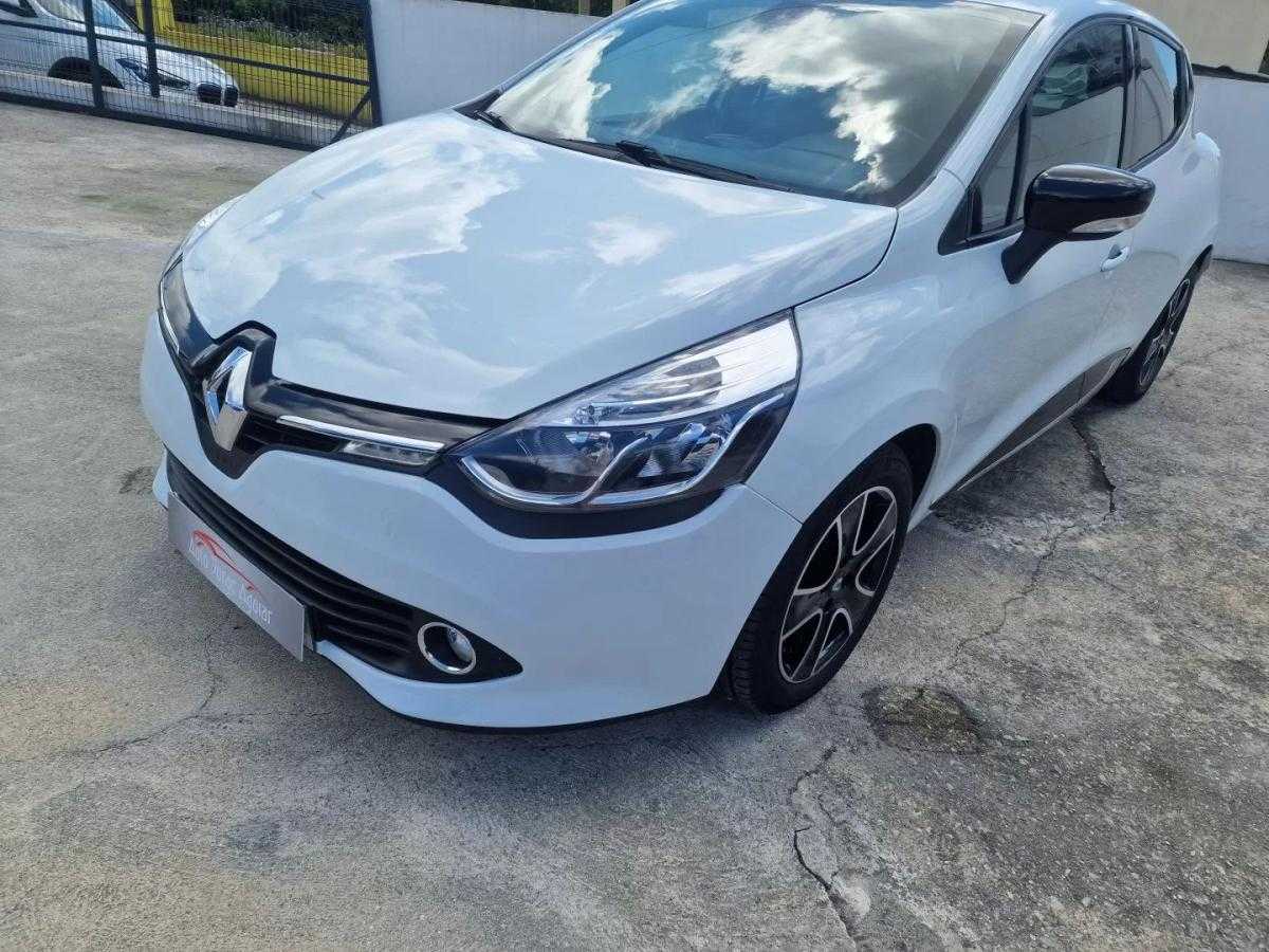 renault-clio-2014-gasolina-898cc