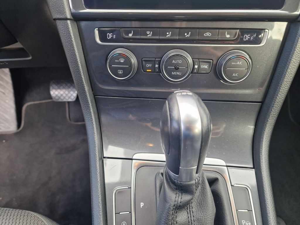 volkswagen-golf-2017-diesel-1598cc