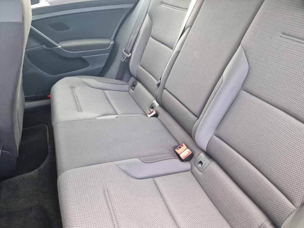 volkswagen-golf-2017-diesel-1598cc