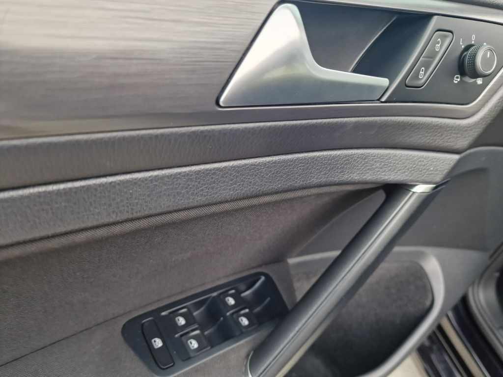 volkswagen-golf-2017-diesel-1598cc