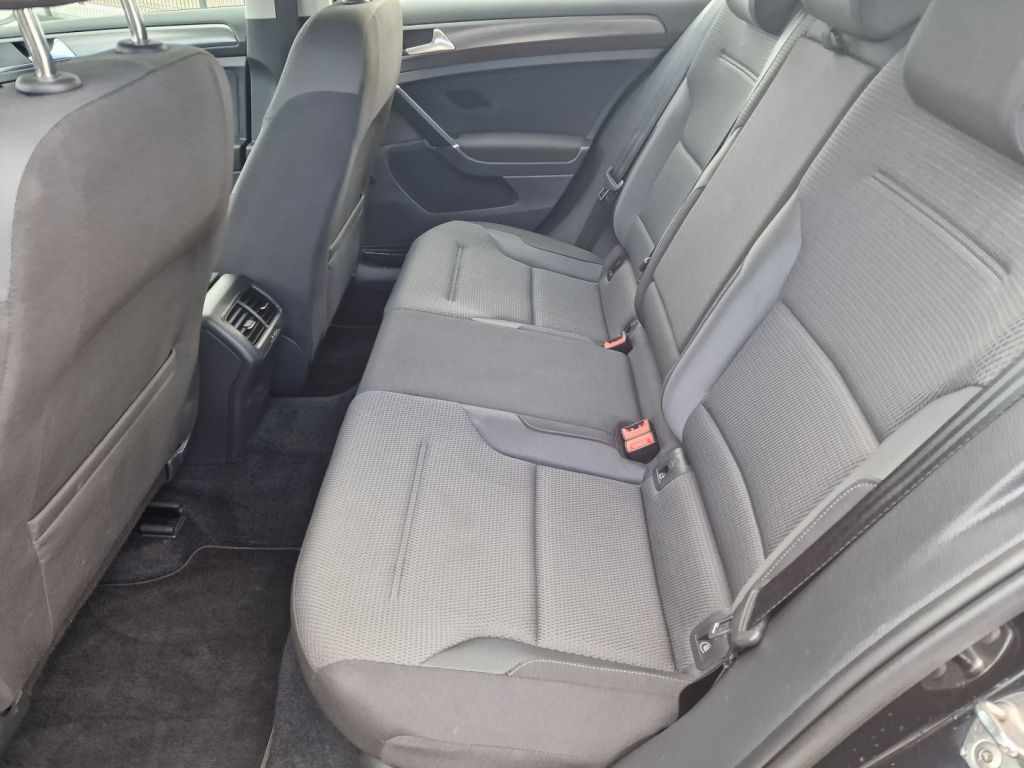 volkswagen-golf-2017-diesel-1598cc
