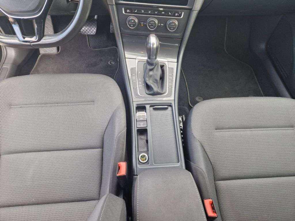 volkswagen-golf-2017-diesel-1598cc