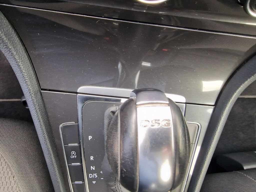 volkswagen-golf-2017-diesel-1598cc