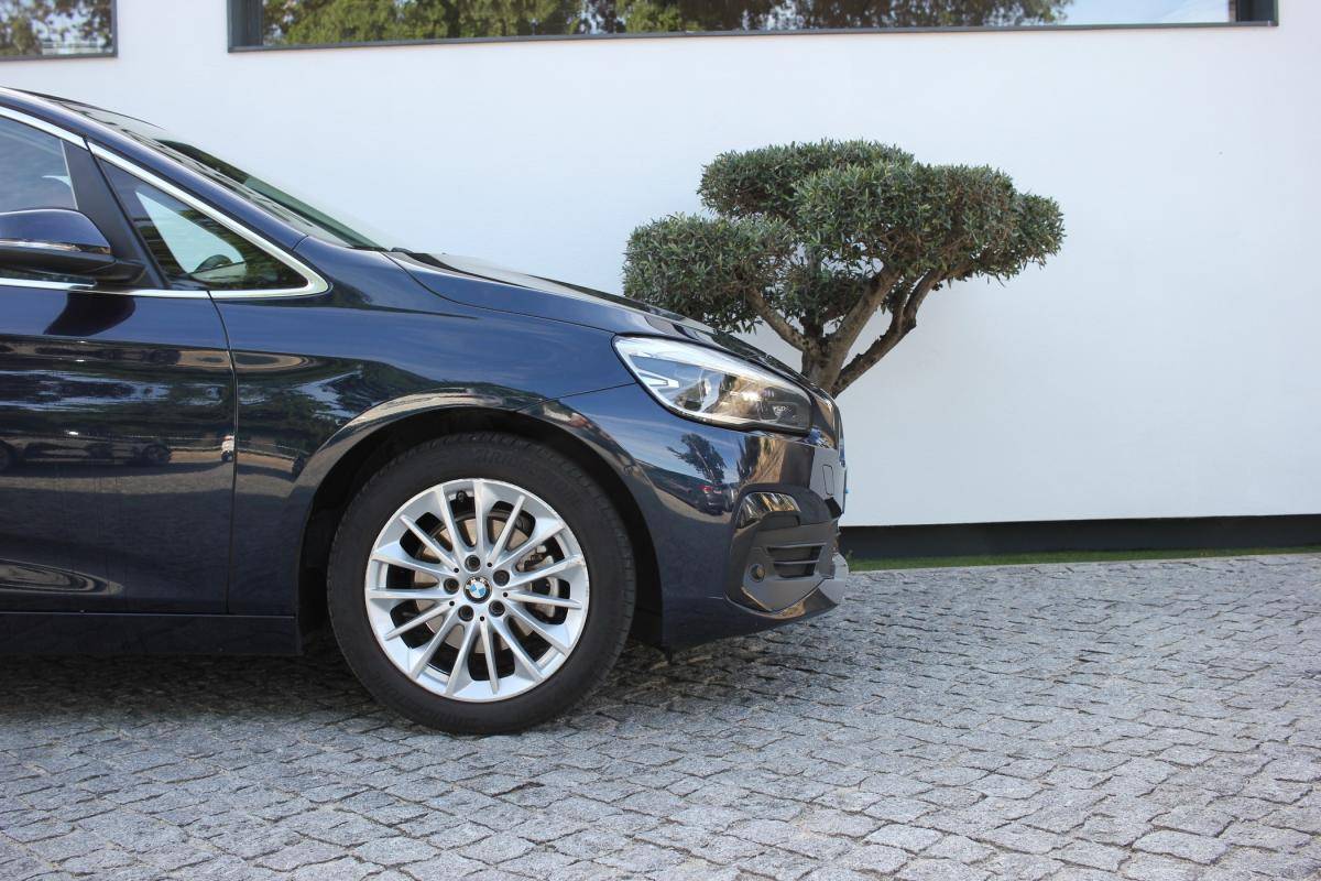 bmw-serie-2-2019-diesel-1496cc