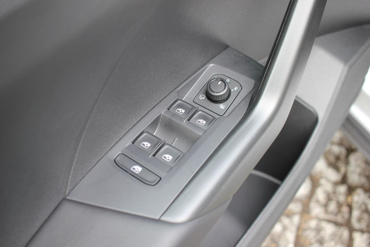 volkswagen-t-cross-2025-gasolina-999cc