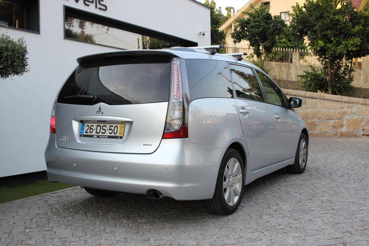 mitsubishi-grandis-2007-diesel-1968cc