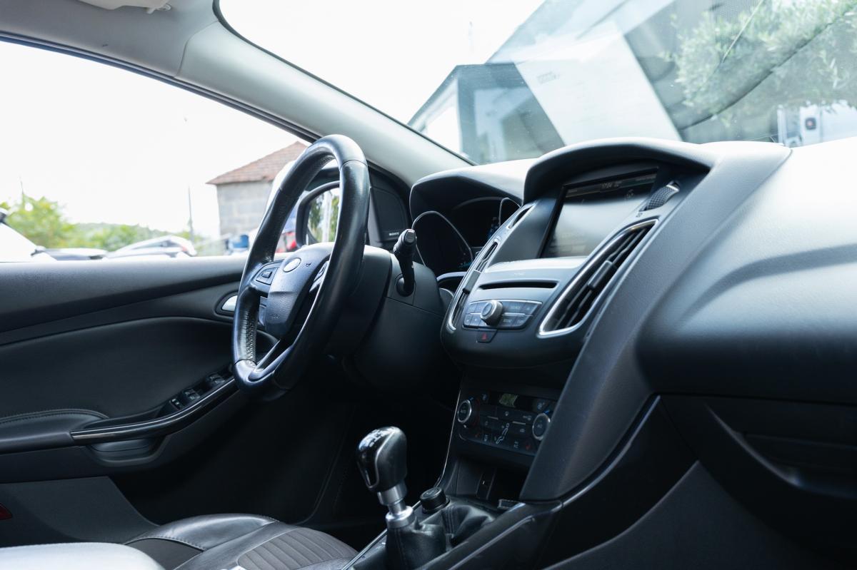 ford-focus-sw-2015-diesel-1499cc