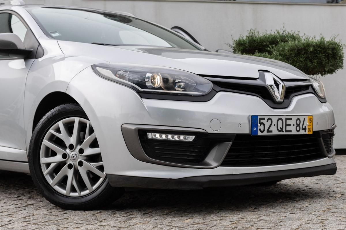 renault-megane-sport-tourer-2015-diesel-1461cc