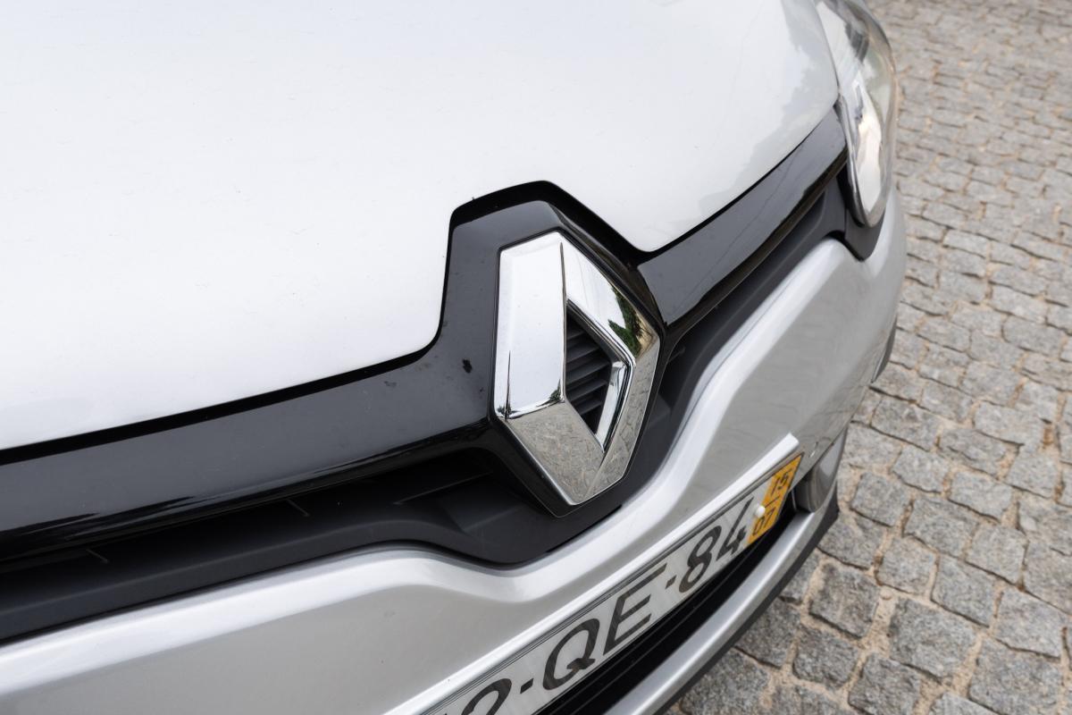renault-megane-sport-tourer-2015-diesel-1461cc